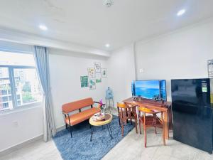 I RiverSide 601B I Spacious Studio w Window & Kitchen