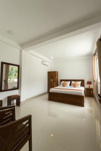 Colombo Airport Villa by J-Villas