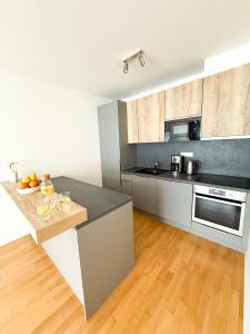 New Modern Apartment in Center with Terrace and Parking