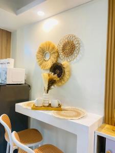 Cozy & Aesthetic walking distance to MOA,near NAIA AIRPORT with NETFLIX,MINIVIDEOKE,BOARDGAMES-DUXE4