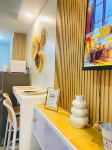 Cozy & Aesthetic walking distance to MOA,near NAIA AIRPORT with NETFLIX,MINIVIDEOKE,BOARDGAMES-DUXE4