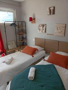 Maisons d'hotes Comme une evidence chambres d'hotes : Chambre Double