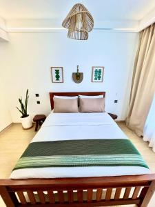 Modern 1BR near Junction Mall- Views, Pool, Gym