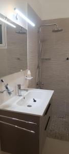 La Brise de Djerba, Villa de Charme en bord de mer à Al Jazira