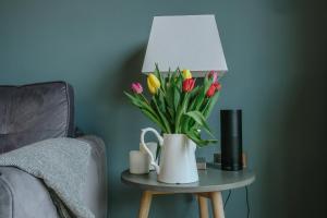 Elegant 2-Bed Luxury Apartment - Prime Location