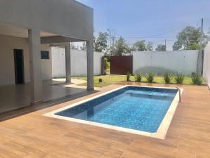 Moderna área com Wi-Fi e ar condicionado