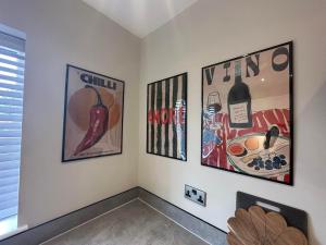 Modern homely well equipped 2BR bungalow next to the racecourse free parking