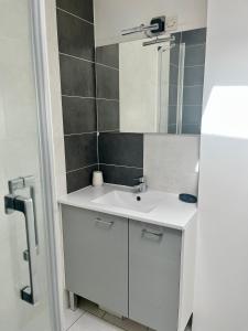 Entre Nantes et Sèvre charmant T1 à 3 mn du Busway