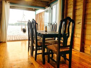 Peaceful Refuge in Quiete Bay