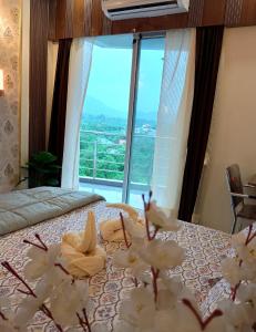 Glorious Studio Hill view with pvt Balcony Karjat