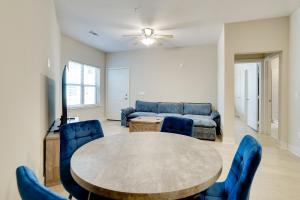 Pool Access, 1 Mi to Shops and Eats Crowley Rental