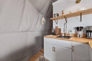 "Cardinal Crest" - The Overlook LUX Dome - RRG