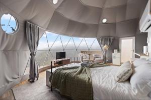 "Sunrise Summit" - The Overlook LUX Dome - RRG