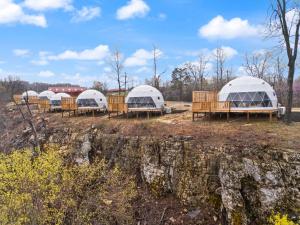 "Hickory Heights" - The Overlook LUX Dome - RRG