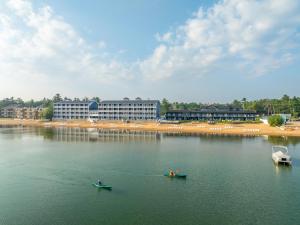 The Beach Haus - Traverse City