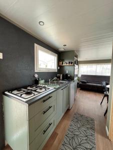 Maisons de vacances Le Ribeiro, Maison vue sur mer - 30m de la plage : photos des chambres