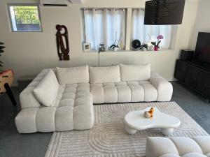 Superbe villa piscine proche ville et mer au calme