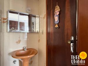 Studio econômico 1 Dorm. roupa de cama pertinho da Praia Grande de Ubatuba