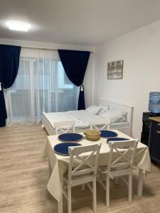 Studio Felix Relax MAO 13&14