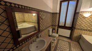 Crespi Apartments Six