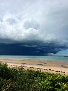Maisons de vacances Le Ribeiro, Maison vue sur mer - 30m de la plage : photos des chambres