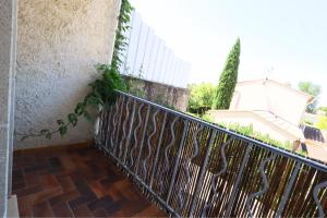 Maisons de vacances La Pompeta - Wifi - Piscine - 2 terrasses - 5 chambres : photos des chambres