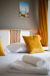 Appartements LE SUN - Central - Piscine collective sur le toit - Wifi : photos des chambres