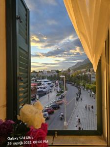 VELE with parking and sea view