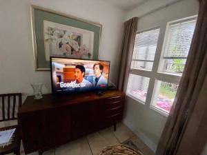 Luxury Garden Retreat 2B Sandton