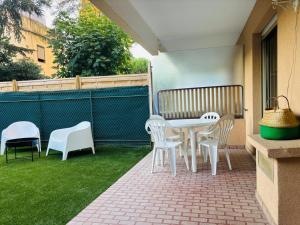 Appartements Grand studio terrasse jardin parking WIFI : photos des chambres
