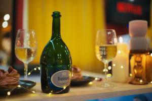 Appartements Jazzy jacuzzi privee parking free centre a 5minutes stationnement privee possible sur demande : photos des chambres