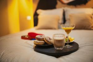 Appartements Jazzy jacuzzi privee parking free centre a 5minutes stationnement privee possible sur demande : photos des chambres