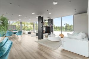 Eden by the Seaside Forest