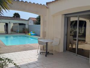 Maisons de vacances Studio et chambre Le Chateau d-Oleron : photos des chambres