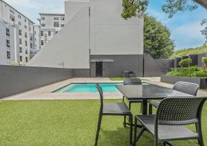 Charming Studio & Backup Power