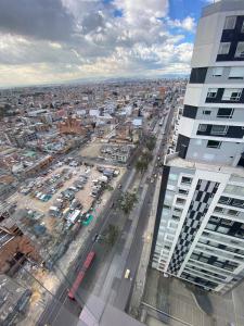 Vive Bogotá desde el corazón vibrante de Chapinero Vitra