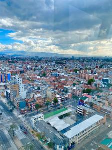 Vive Bogotá desde el corazón vibrante de Chapinero Vitra