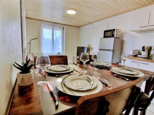 Appartements Into the Wild - T2 Cosy tout confort : photos des chambres