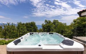 Beautiful Home In Dobrec With Kitchen