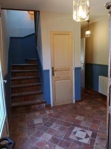 Maison familiale, 15 pers, 7 chambres, piscine, déco soignée
