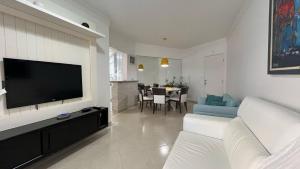 Conforto e lazer a 250m da praia Apto com 3 quartos e 1 suíte na Riviera de São Lourenço