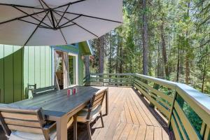 Private Lake Access Pet-Friendly Home in Arnold!