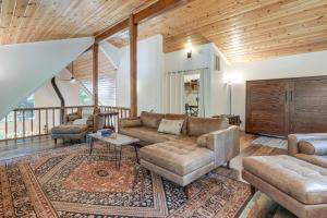 Private Lake Access Pet-Friendly Home in Arnold!