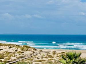 Deluxe 2 Bedroom Oceanfront Flat in Praia del Rey