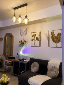 The Hirayas Suite - Azure