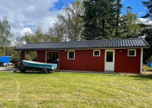 Gästhus nära västersjön