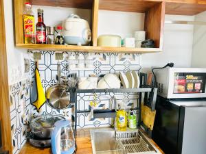 502MSNK Luxe Studio with River View & Balcony & Kitchen