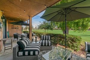 Designer Seville Condo w Golf Mountain Views - 4hvězdičkové hotely ve městě Rancho Mirage