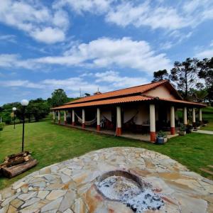 Sitio em Araçoiaba, com Lazer completo!