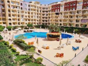 Hurgada Florenza kamsen with pool view in Arabia area